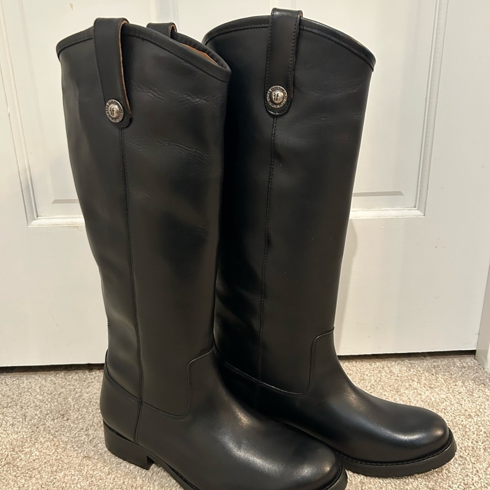 Frye Women’s Knee High Boot, Melissa double soul button lug tall, color black - Picture 2 of 5